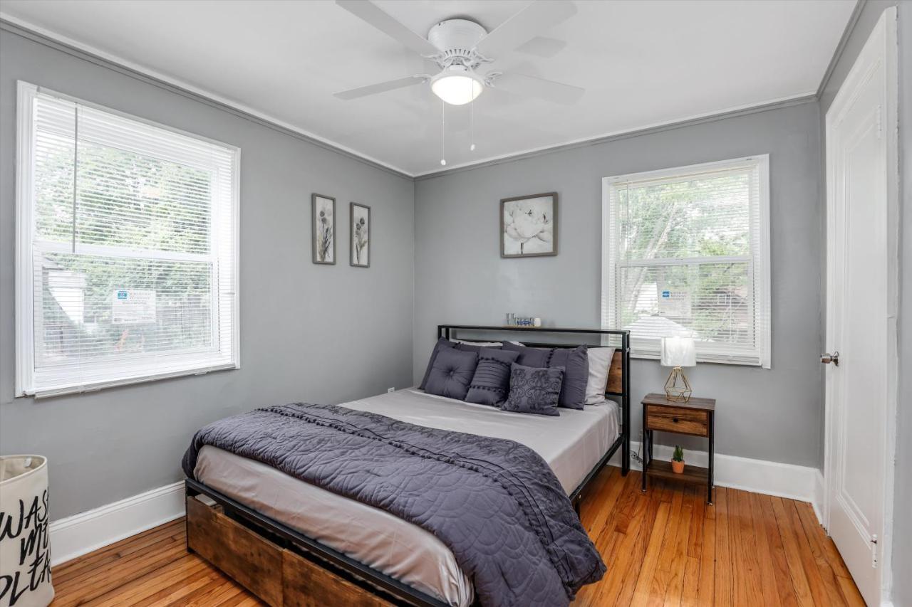Modern & Cozy East Side Gem ~ Queen Beds ~ Parking Детройт Экстерьер фото